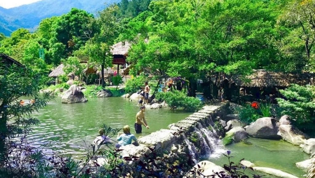 Khu Du Lịch Sinh Thái Suối Lương – Điểm Đến Lý Tưởng Cho Người Yêu Thiên Nhiên